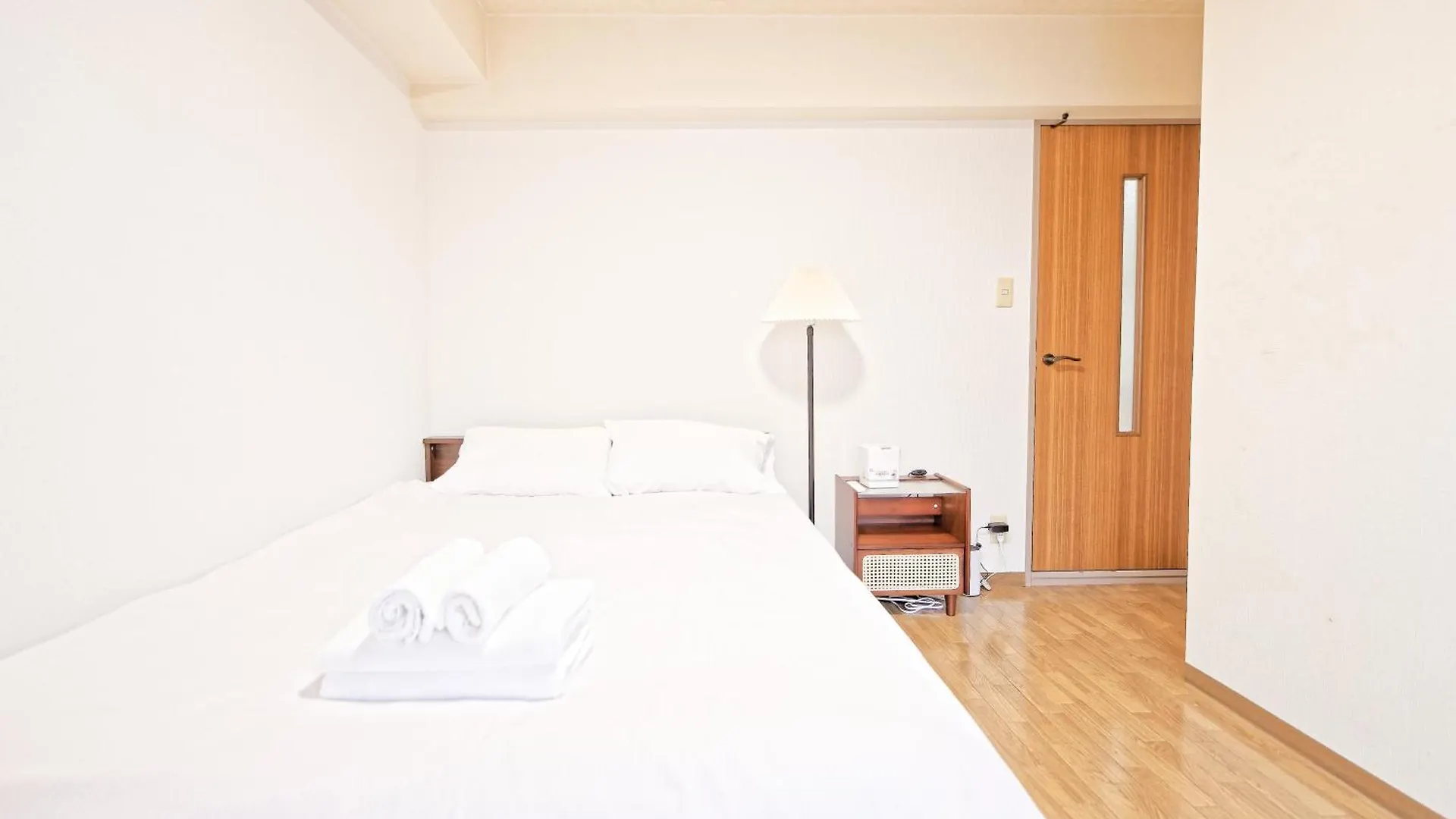 Shinjuku Waseda Earthtone Apartment Tokyo