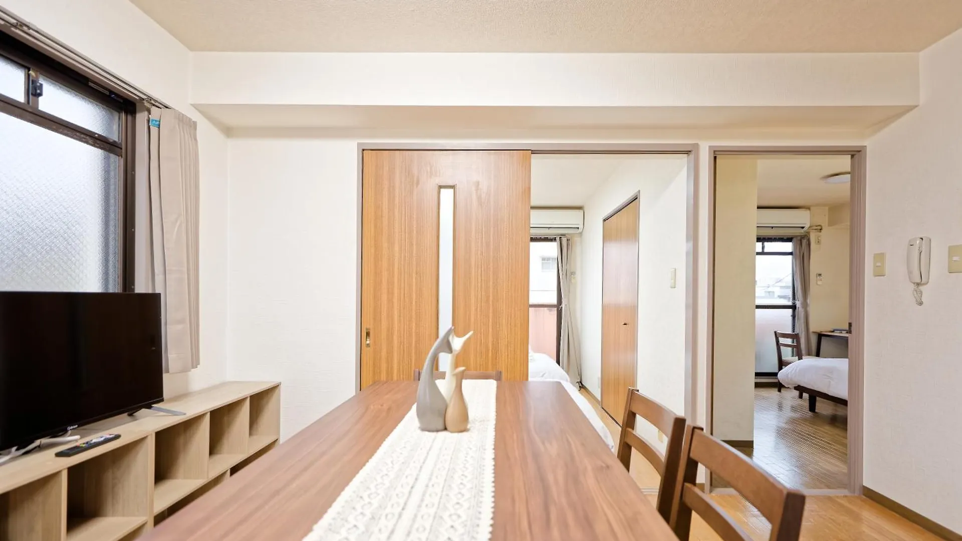 Shinjuku Waseda Earthtone Apartment Tokyo