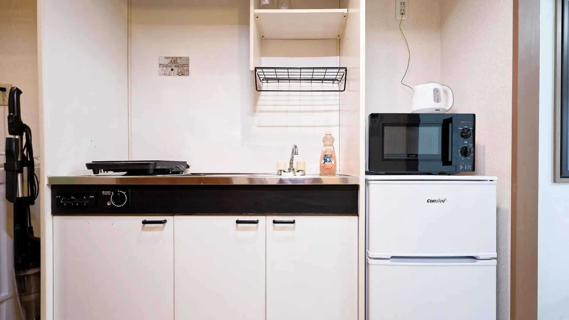 Shinjuku Waseda Earthtone Apartment Tokyo Japan